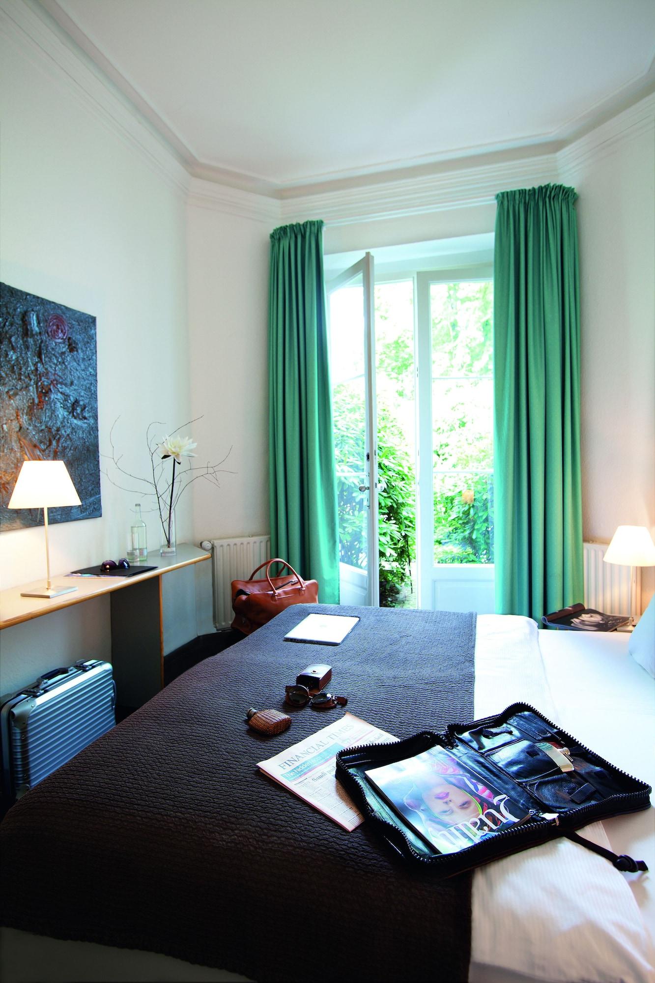 Aussen Alster Hotel Hamburg Exterior photo
