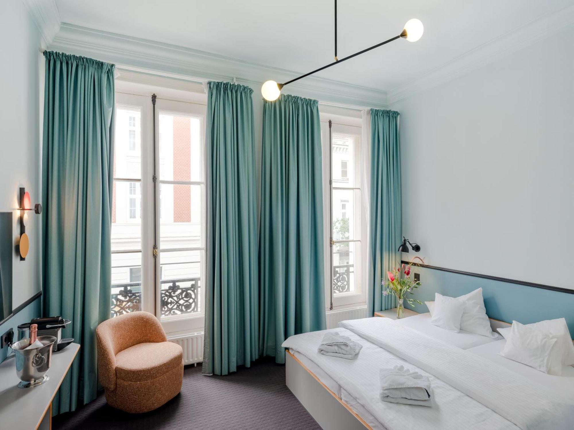 Aussen Alster Hotel Hamburg Exterior photo