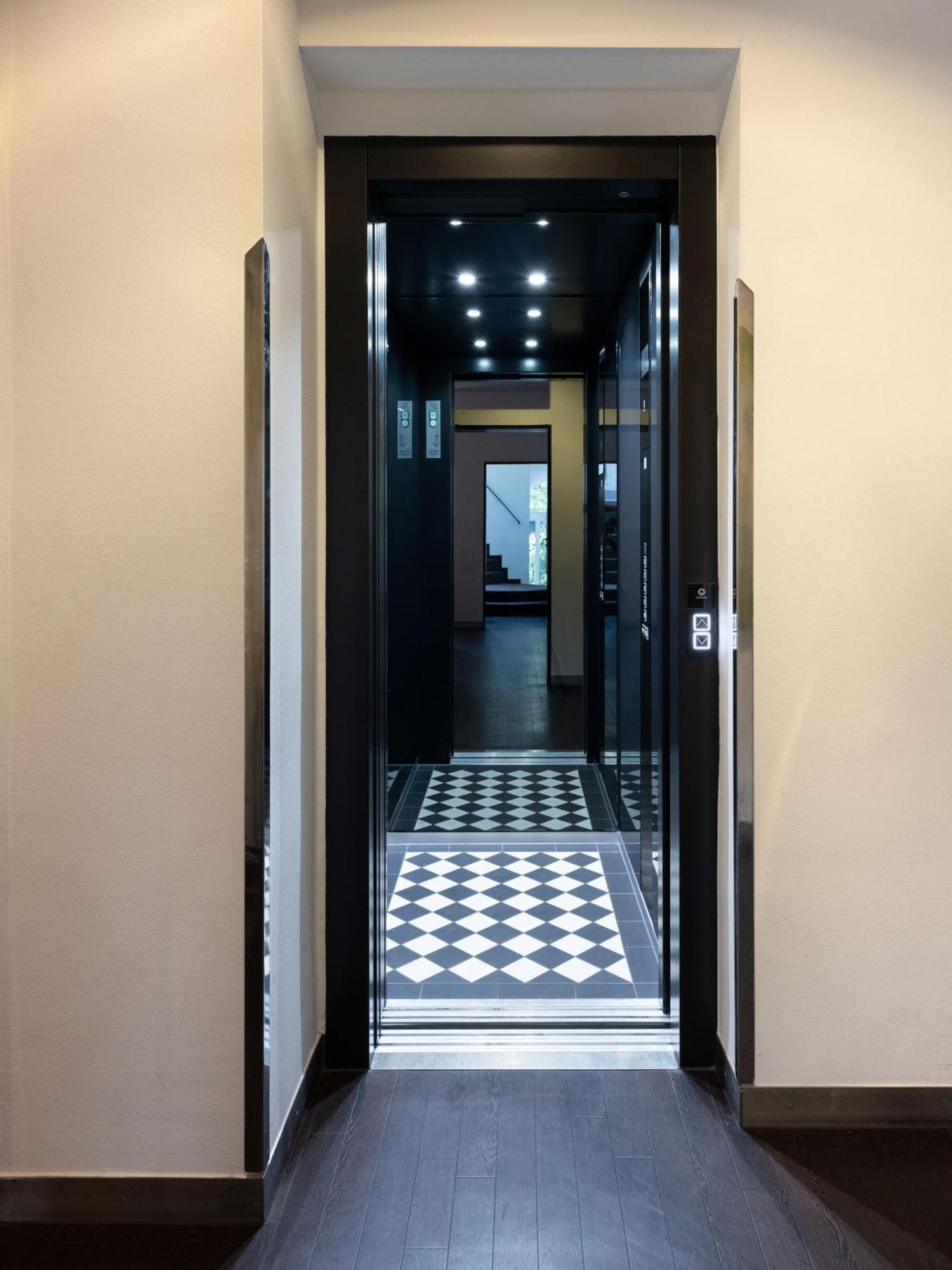 Aussen Alster Hotel Hamburg Exterior photo